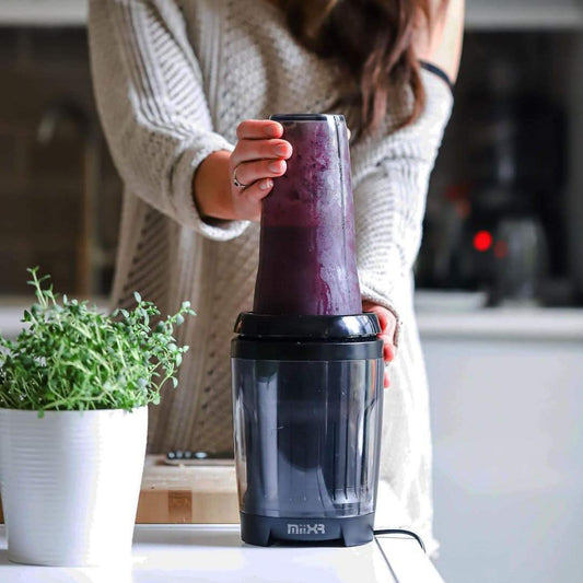 nutrition-and-protein-blender-x3 MiiXRX7_lifestyleImage_1.jpg