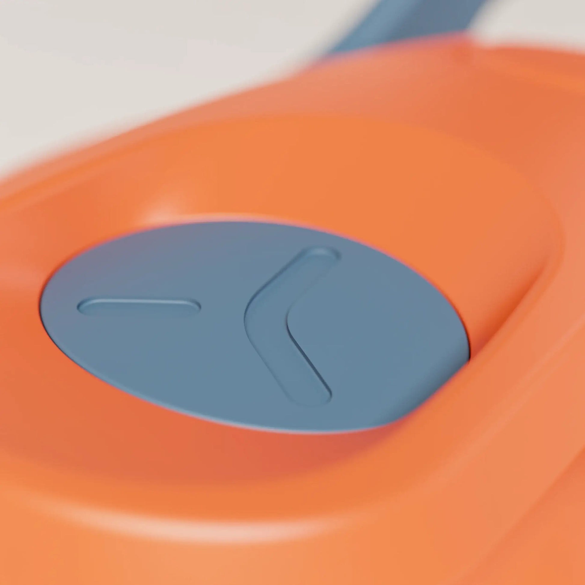 insulated-performance-shaker-bottle-j8 SHKR_18550_dwSS-S1.1_burntOrange_midnightBlue_1_11_xInsertCloseup_edit.png