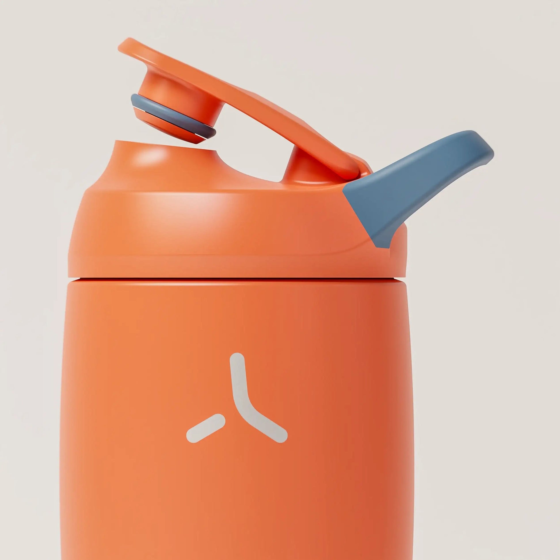 insulated-performance-shaker-bottle-j8 SHKR_18550_dwSS-S1.1_burntOrange_midnightBlue_2_5_orthoLid_edit.png