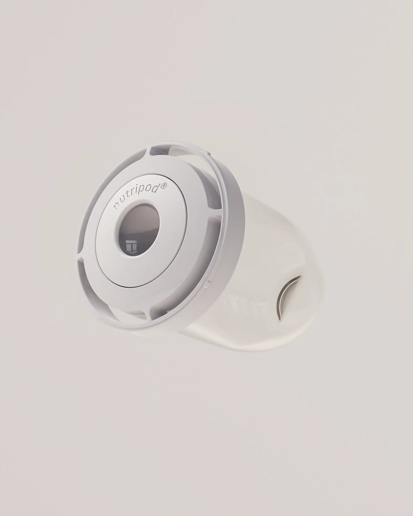 electric-shaker-bottle-w2 VM_LiPo_3.7-700_v1_coolGray_4x5_4_2_nutripod_EDIT.png