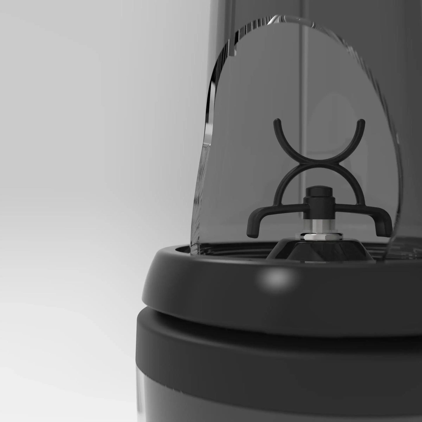 nutrition-and-protein-blender-x3 xblade_cutaway.1660.jpg